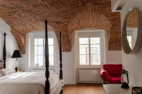Funktastic Upper-Town Condo